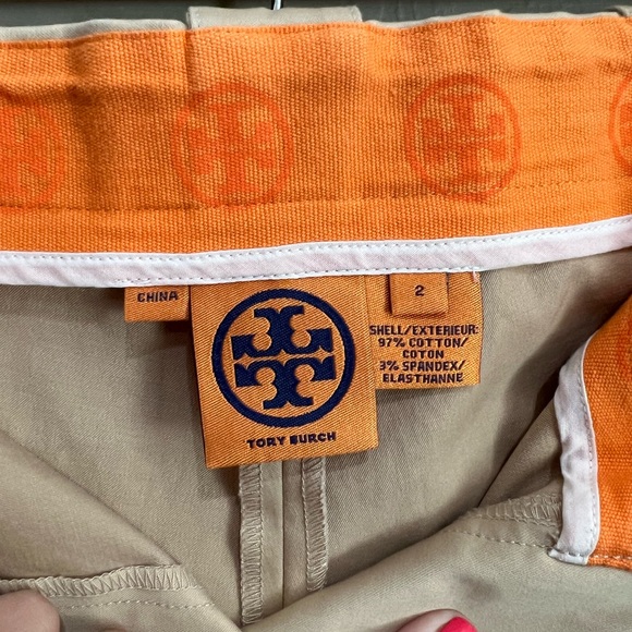 Tory Burch Kinney Bermuda Shorts in Khaki/Tan/Chino, Size 2 - Picture 5 of 6
